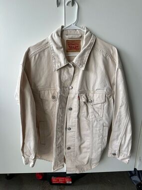 Levi's Women’s Cream Denim Jacket